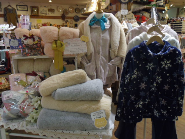 もこもこアイテム続々入荷中!