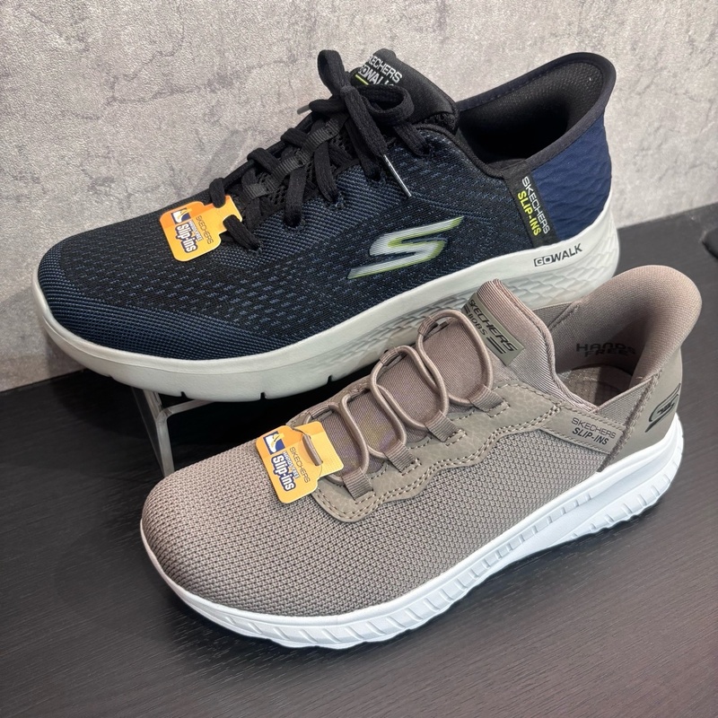 SKECHERS ＜Slip-ins＞シリーズ